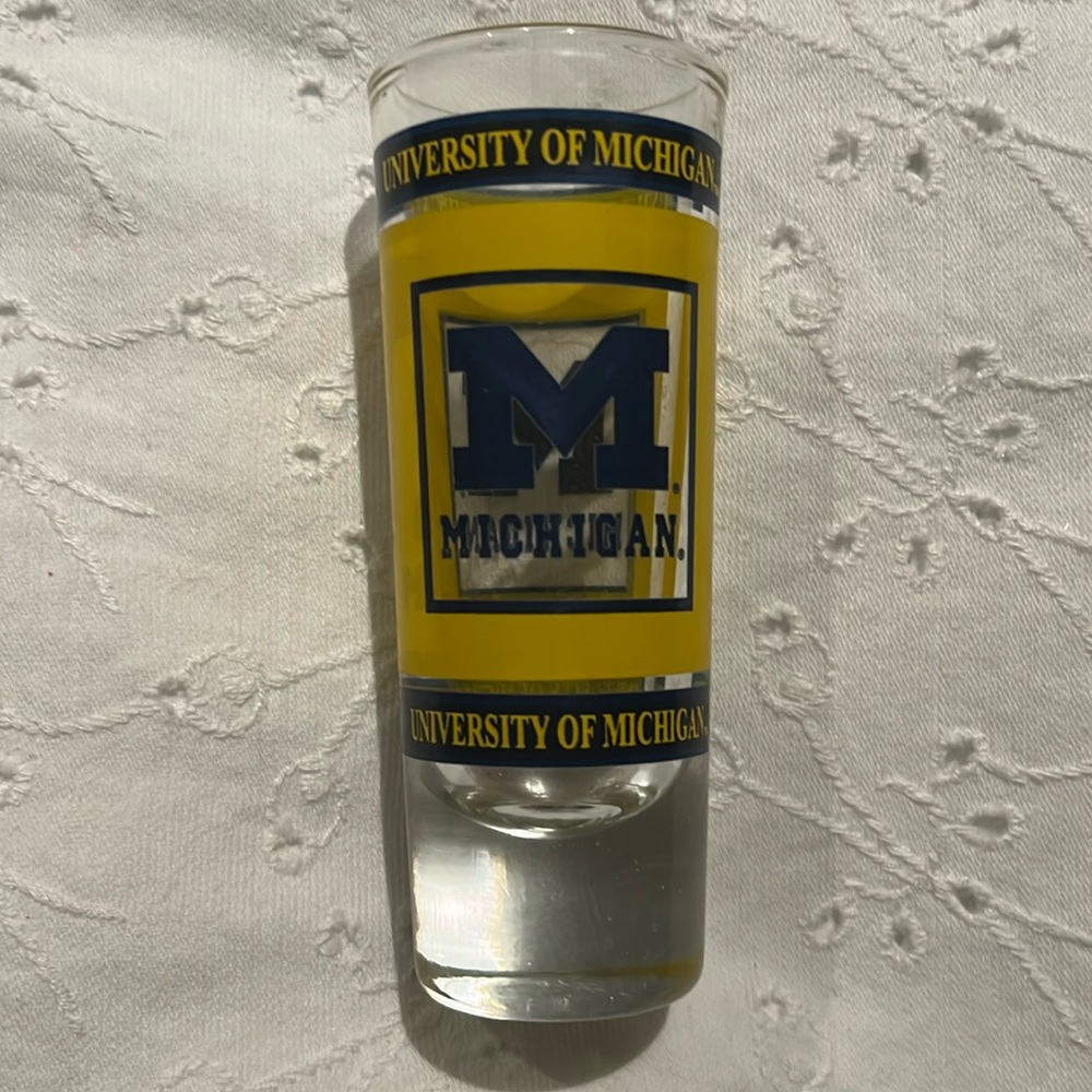 New University Of Michigan Tall Shooter Shot Glass NWT
